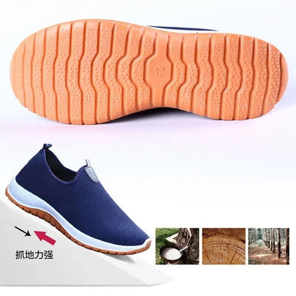 Mens Breathable Mesh Running Shoes with Soft Sole for Everyday Comfort
