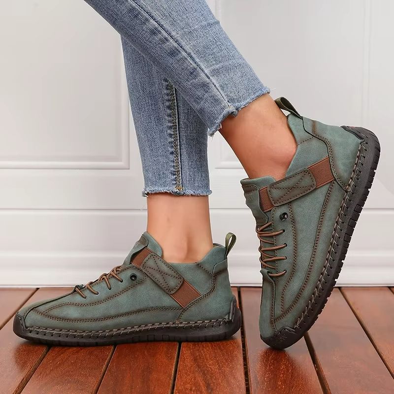 Retro British Style Women's Summer Workwear Boots – Non-Slip Mid-Top Fashion Loafers
