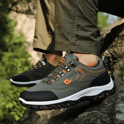Men Leather Lightweight Walking Sneakers Casual Shoes