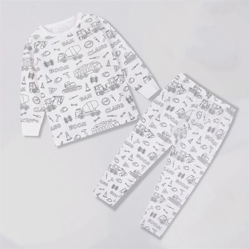 Colorable Two-Piece Pajama Set for Kids – DIY Coloring Kit Pajamas with Markers for Boys and Girls