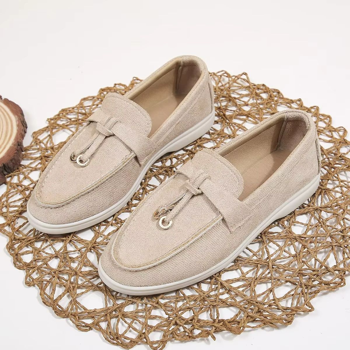 Everyday Comfort Retro Soft-Leather Slip-On Flats