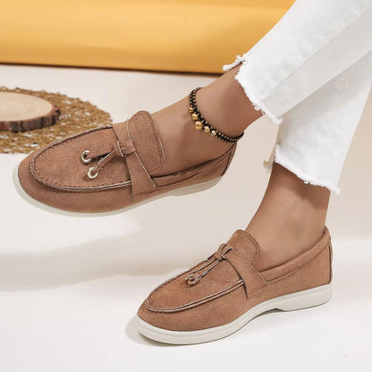 Everyday Comfort Retro Soft-Leather Slip-On Flats