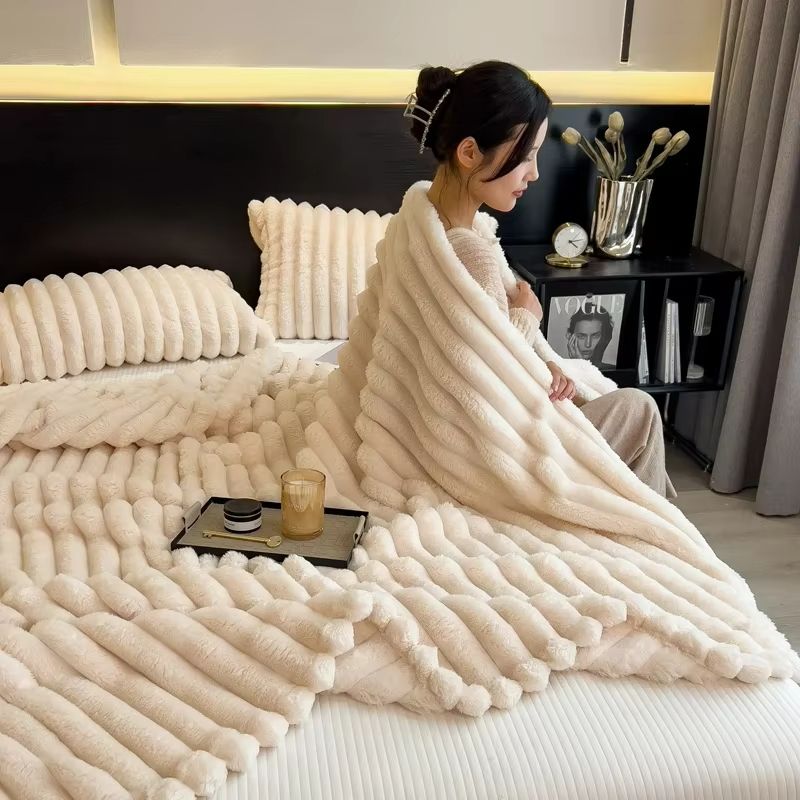 CozyStripes Thickened Multifunctional Throw Blanket