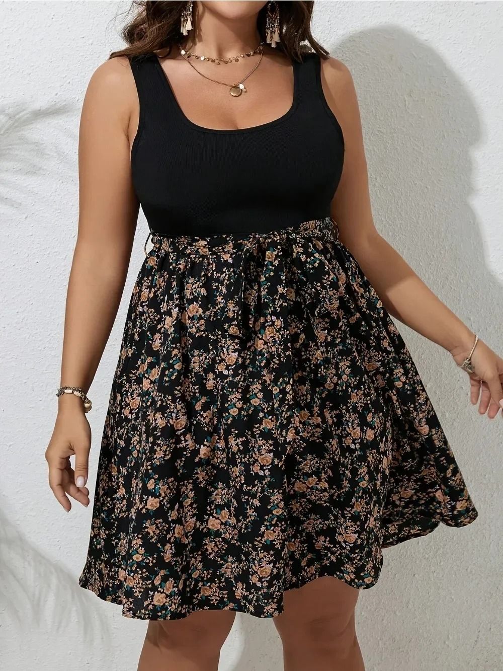 Plus Size Floral Knit Sleeveless Summer Dress with Tummy Control