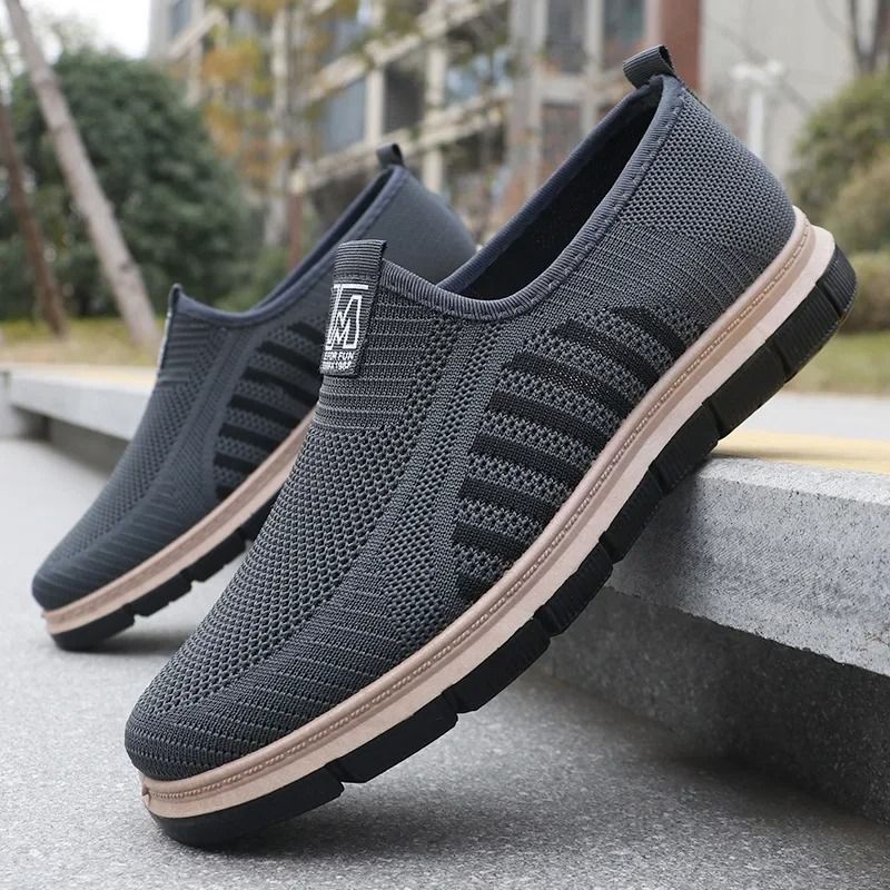 Mens Casual Sneakers Breathable Lightweight Mesh Soft Sole Antibacterial