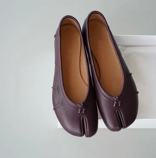 Soft Leather Tabi Flats Split Toe Ballet Shoes for Women