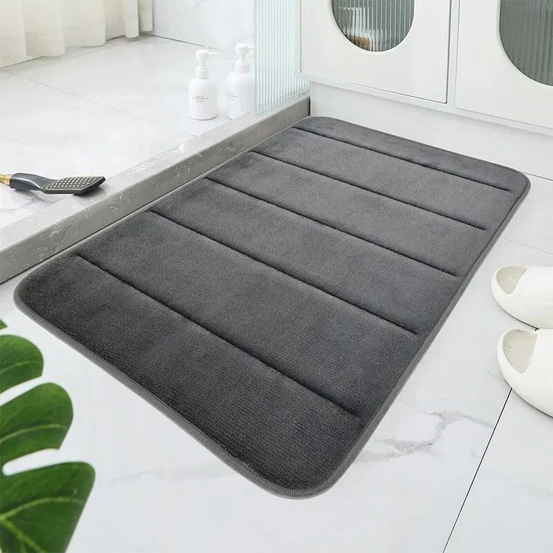 Bathroom Coral Velvet Anti Skid Mat With Quick Dry Water Absorption