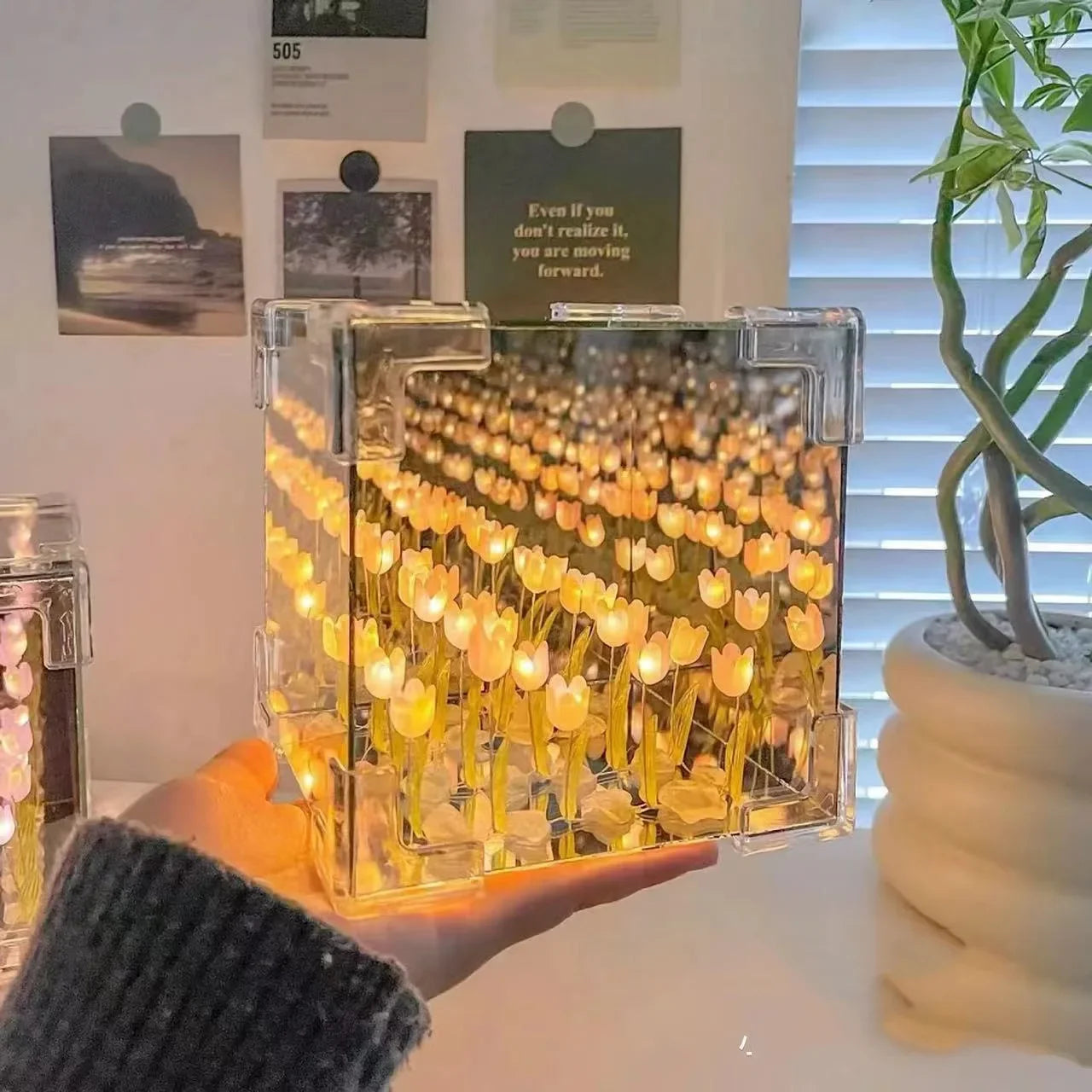 Creative DIY Tulip Flower Sea Cube Night Light Kit, 3D Romantic Gift for Girlfriend, Couples