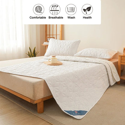 Waterproof Mattress Protector Breathable Noiseless Mattress Cover with Elastic Straps