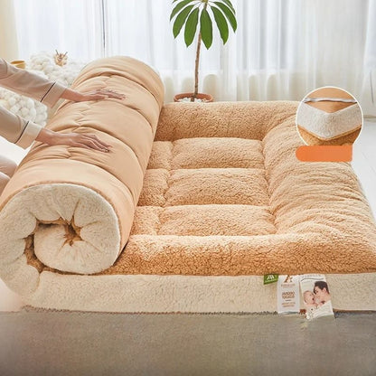 Soft Lamb Velvet Foldable Mattress Pad