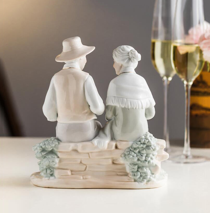 European Ceramic Old Man And Old Lady Figurines, Home Office Decor Crafts, Parents Old Couples Gold Wedding Gifts
