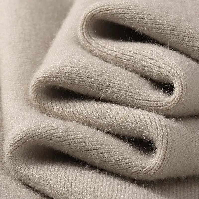 Mens Plush Knitted Turtleneck Sweater with Velvet Lining