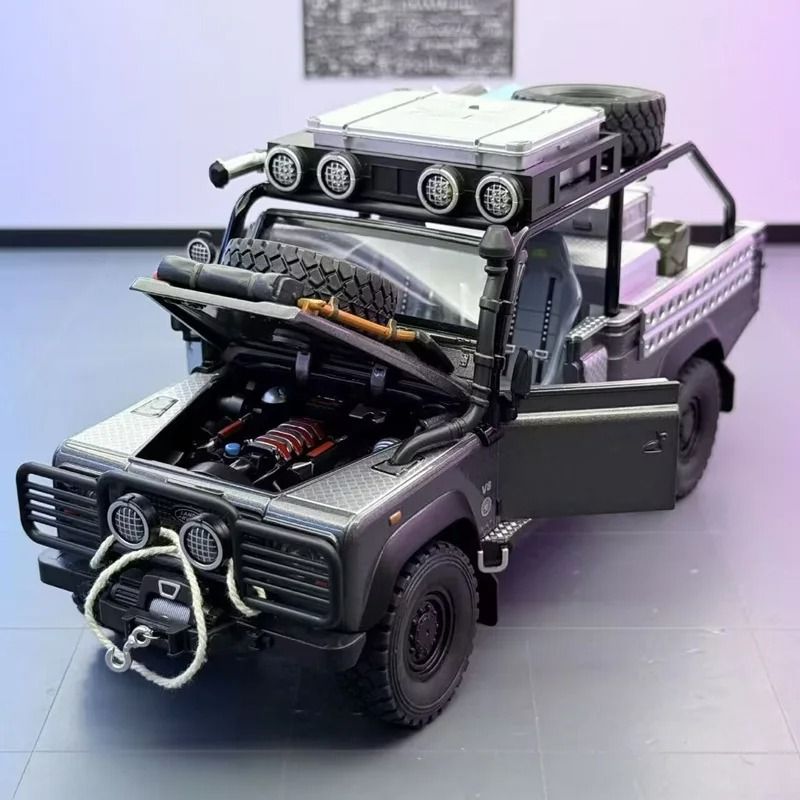 1 24 Land Rover Defender 110 Tomb LE Alloy Car Model with Sound and Light