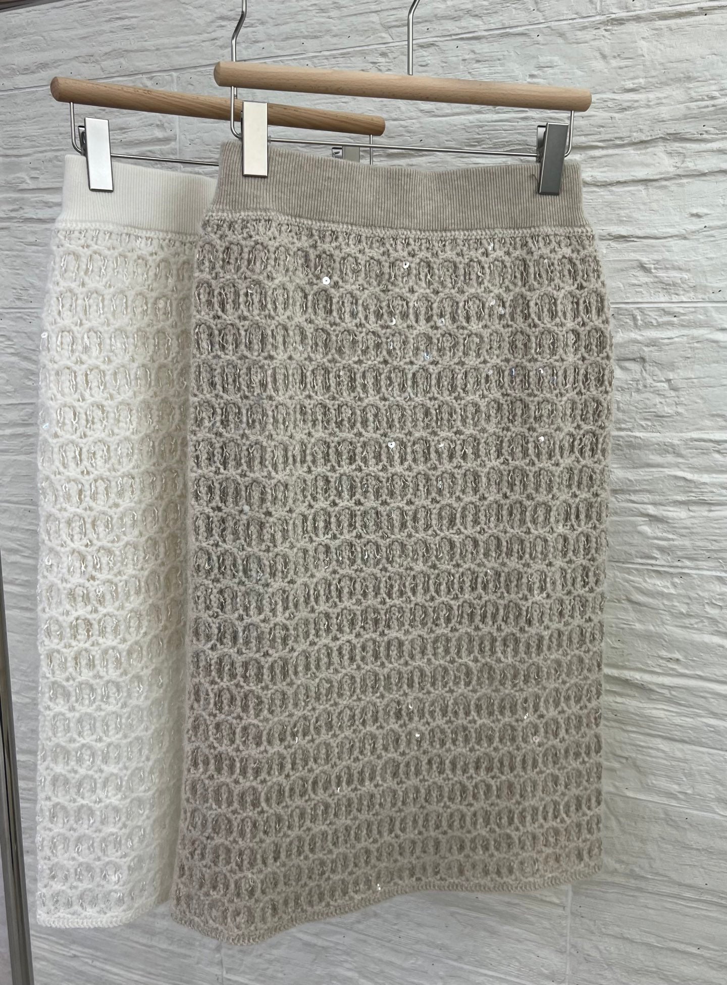 New Women's Cashmere Overskirt for Autumn and Winter, Elastic Waist with BC Sequins, High-End Knitted Maxi Skirt
