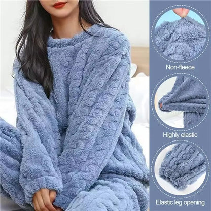 Soft Coral Velvet Women's Pajama Set – Warm Jacquard Loungewear for Cozy Winter Nights