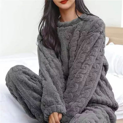 Soft Coral Velvet Women's Pajama Set – Warm Jacquard Loungewear for Cozy Winter Nights
