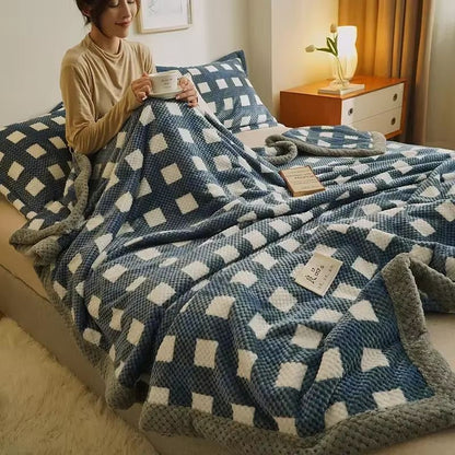 Soft Chenille Knit Throw Blanket – Handmade Crochet Style, Machine Washable for Couch & Bed