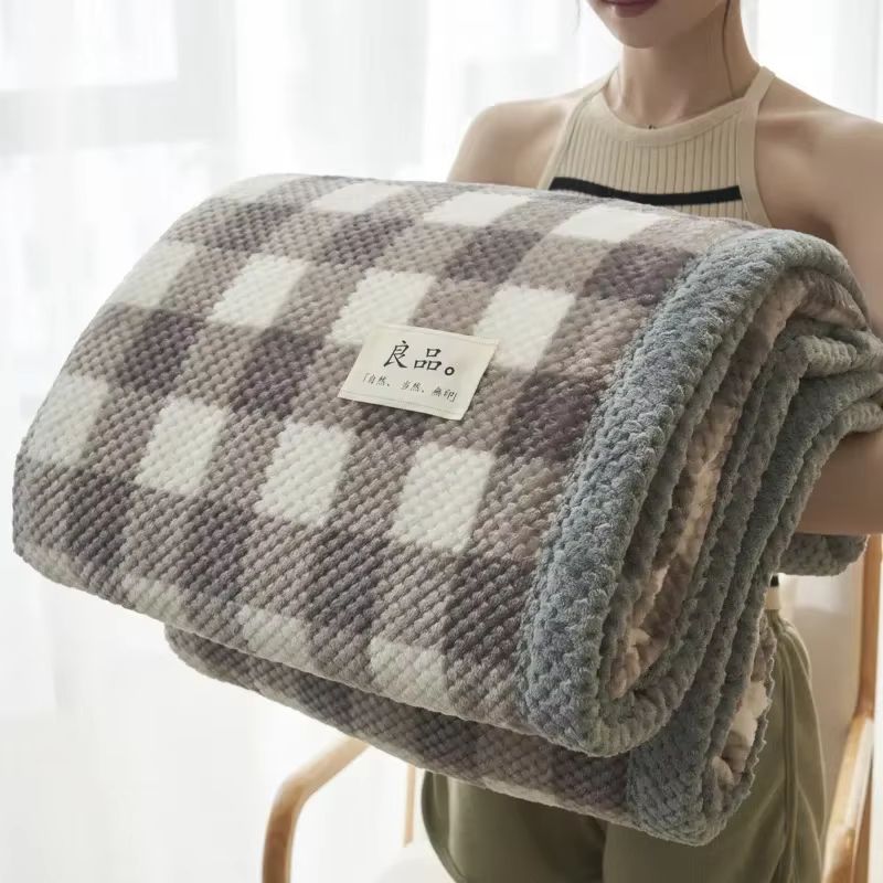 Soft Chenille Knit Throw Blanket – Handmade Crochet Style, Machine Washable for Couch & Bed