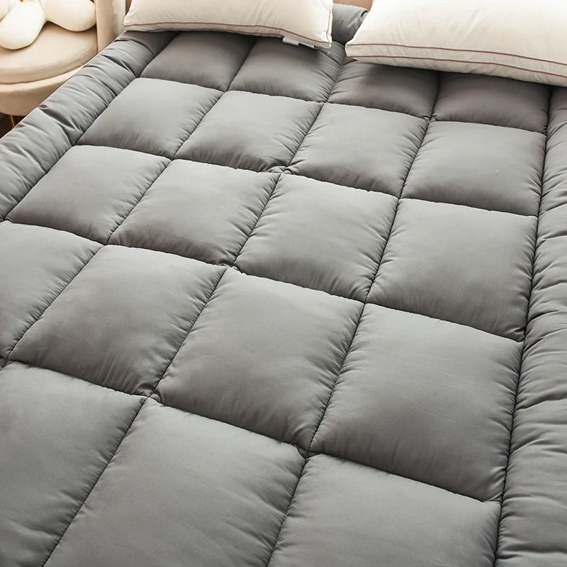 Cloud Comfort Queen Mattress Topper with 1000 GSM Plush Fiber Fill for Back Pain Relief