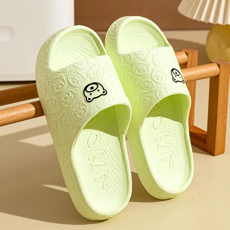 Summer Fashion Slippers with Little Bear Print for Men and Women