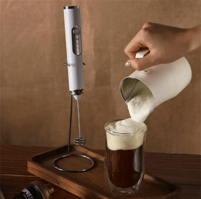 Wireless Handheld Milk Frother with Double Whisk and Three Speed Control