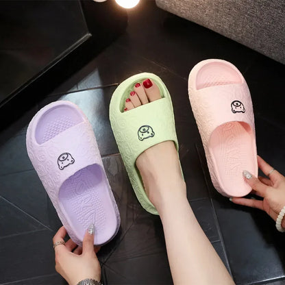 EVA Womens Slippers, Cute Bear Decoration, Lightweight Non-Slip Flat Slippers for Bathroom & Home Use, Ultra Soft