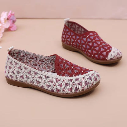 Lightweight Soft-Bottom Slip-On Shoes for Women – 2025 Fashion Comfort