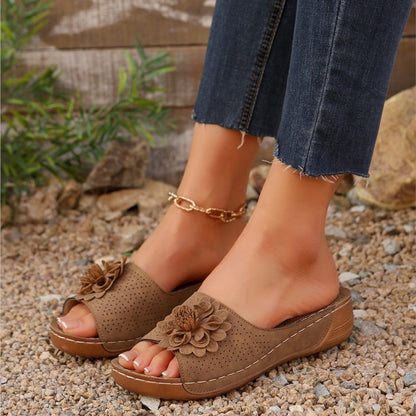 Trendy Woman Sandals Shoes for Summer Parties, Slip-On Wedge Platform Ladies Shoes & Female Slippers