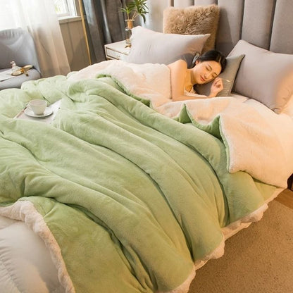 Double-Sided Wool Throw Blanket for Winter Warmth and Comfort