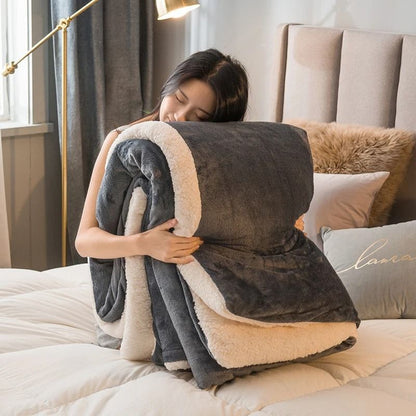 Double-Sided Wool Throw Blanket for Winter Warmth and Comfort