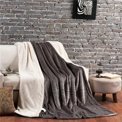 Double-Sided Wool Throw Blanket for Winter Warmth and Comfort