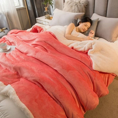 Double-Sided Wool Throw Blanket for Winter Warmth and Comfort