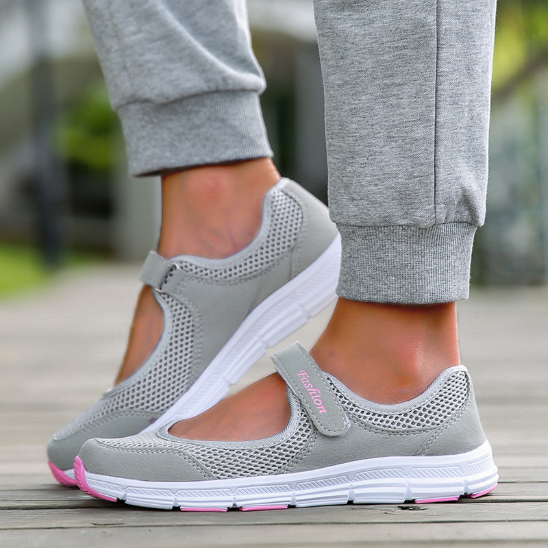 Womens Soft Flat Casual Sneakers, Slip-On Breathable Vulcanized Shoes for Everyday Comfort & Style
