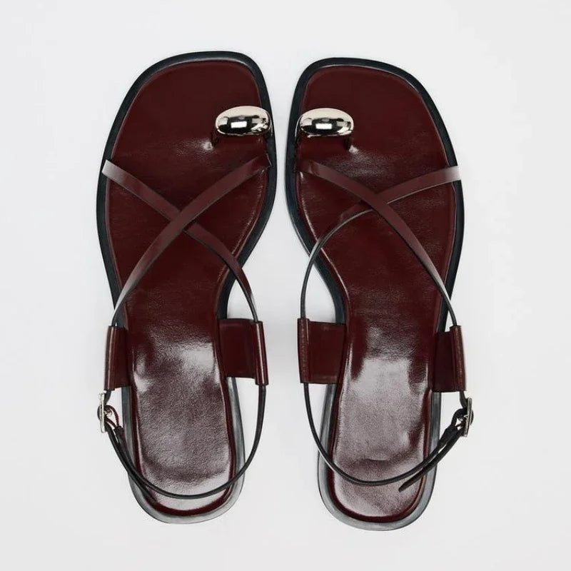 Womens Summer Cross Strap Flat Sandals with Buckle, Fashion Metal Over Toe Casual Slippers, Lightweight Comfort Beach
