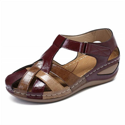 Women Simple Lightweight Summer Sandals for Beach and Casual Wear