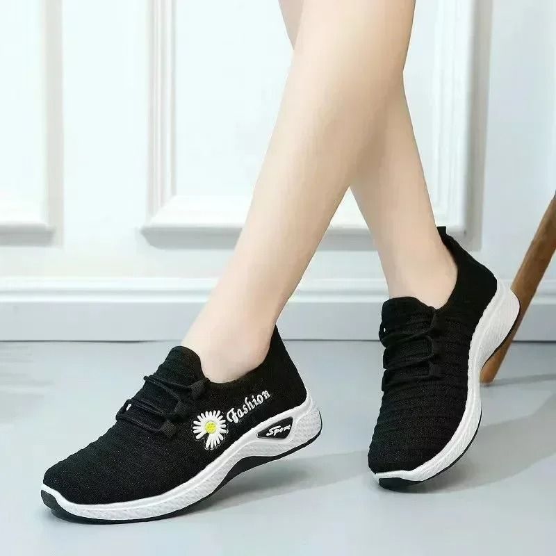 Womens Lightweight Breathable Running Sneakers