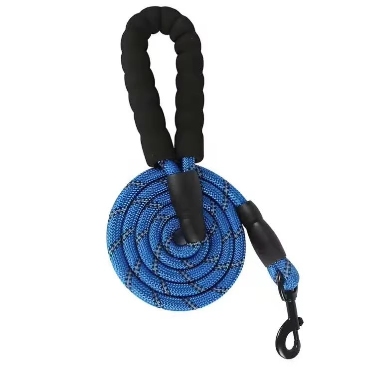 Durable Reflective Dog Leash – Heavy-Duty Nylon Lead for Small, Medium & Large Dogs