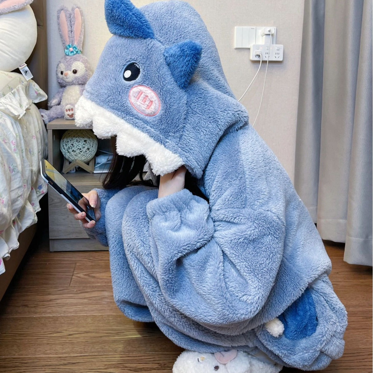 Women's Cartoon Shark Kigurumi, Cute Hooded Pajama Jumpsuit, Unicorn Sleepwear for Winter, Cosplay and Loungewear
