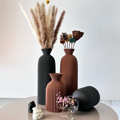 Set of Wavy Pattern Art Dry Vase, Dried Flower Vase for Home Desktop, Best Holiday Gift, Office Decoration Vase Ornament