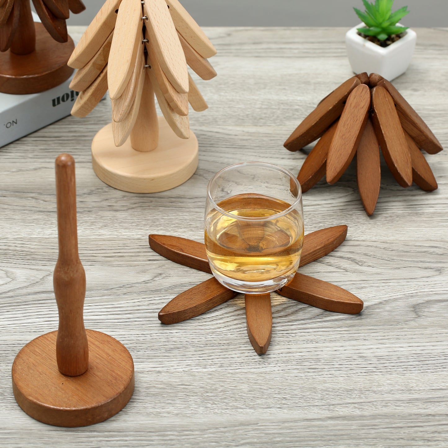 Walnut Wood Table Mat, Heat Resistant Coaster, Anti Scald Pot Holder for Kitchen and Restaurant Use