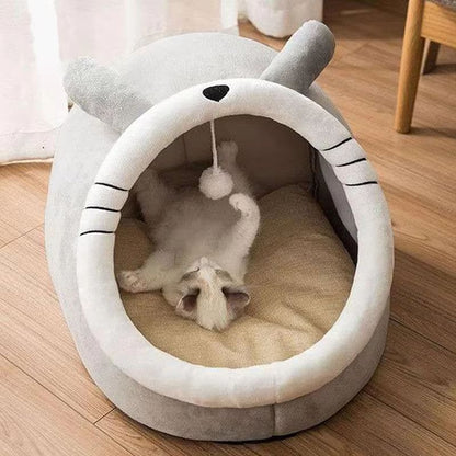 Deep Sleep Cartoon Cat Bed – Foldable, Washable Pet Sleeping Mat & Cave