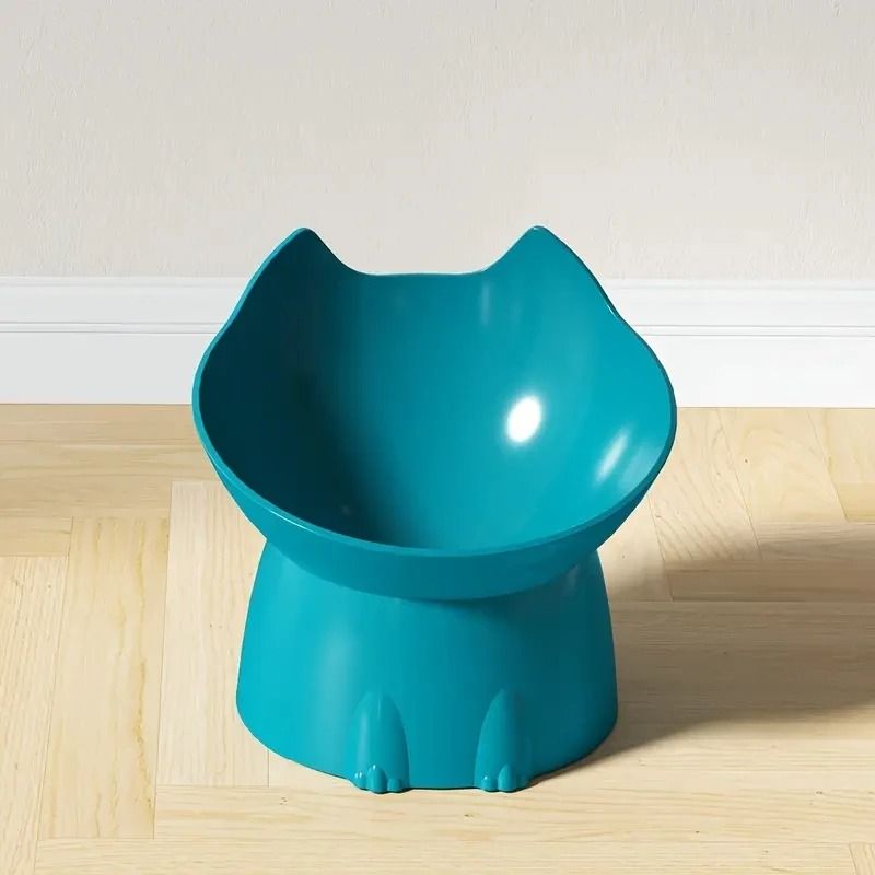 Elevated Cat Feeding Bowl with Tilted Design