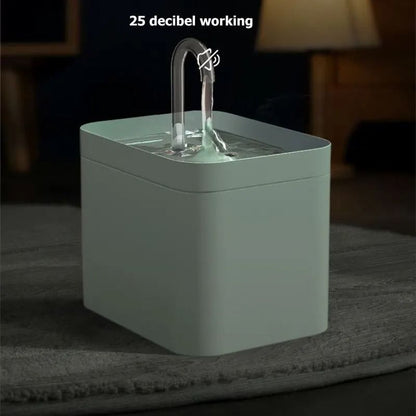 Automatic Pet Water Dispenser with Filtered Circulation for Cats and Small Dogs