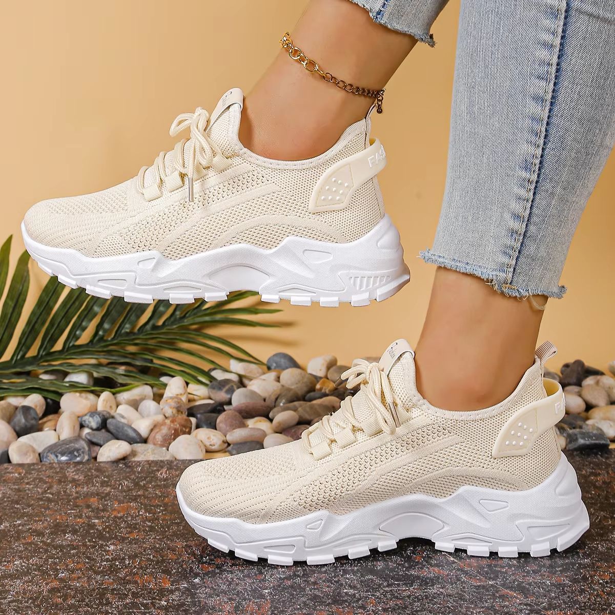 2025 Versatile Height-Boost Sneaker – Solid Colour Women's Casual Shoes with Free Shipping