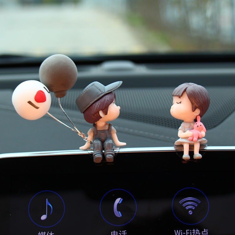 Cute Cartoon Couples Car Figurines, Balloon Ornament, Dashboard Decoration for Girls, Auto Interior Gifts