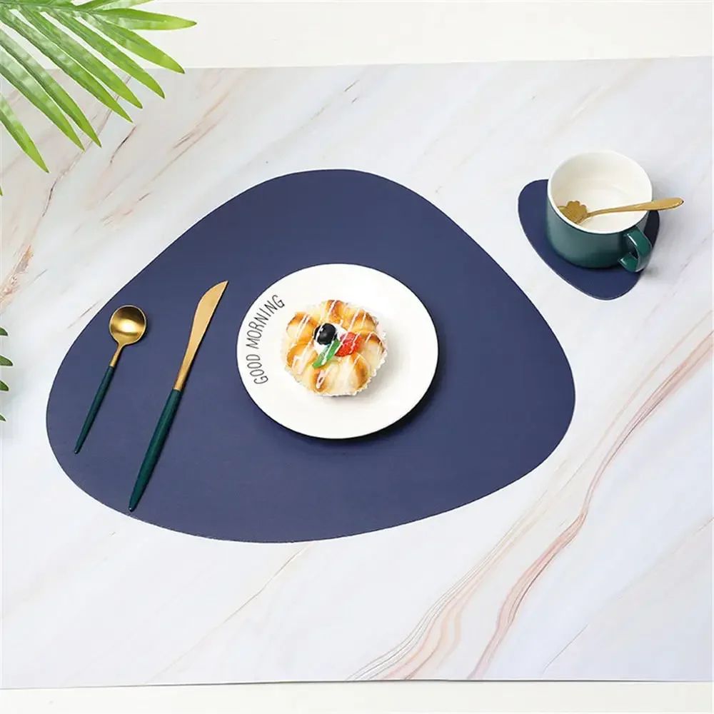Triangle Leather Place mats, Non Slip Insulation Pads for Kitchen Dining Table, Modern Nordic Decor, Steak Pad Set