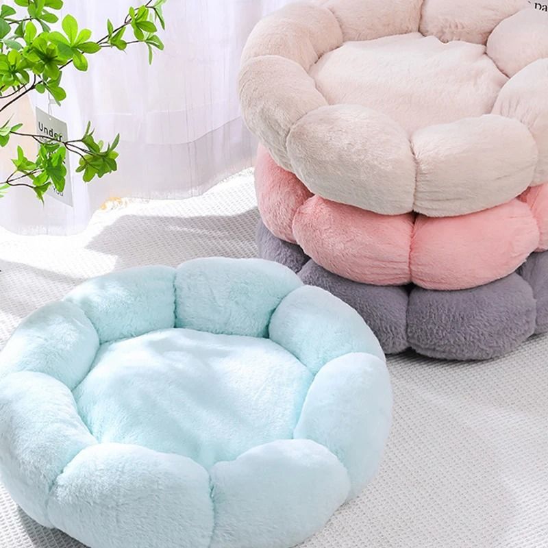 Winter Soft Plush Pet Sleeping Cushion for Dogs and Cats
