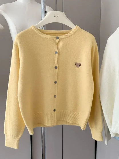 Zekye Autumn O Neck Knit Sweater with Sweet Cartoon Embroidery