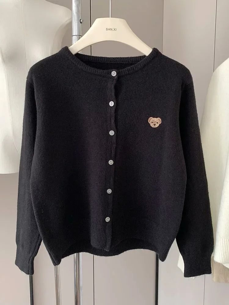 Zekye Autumn O Neck Knit Sweater with Sweet Cartoon Embroidery