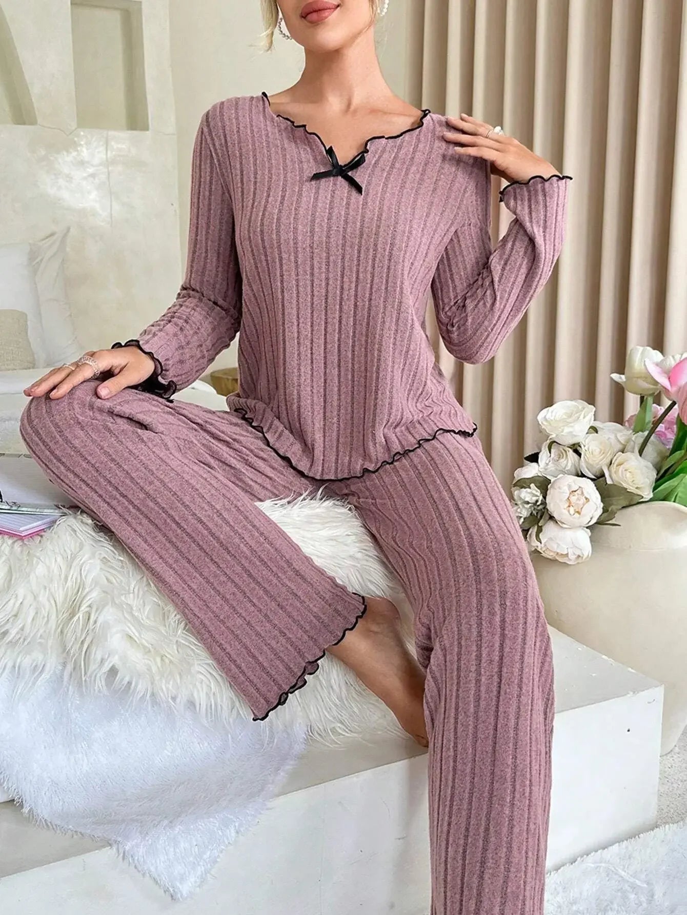 Women's Cozy Winter Pajama Set, Long Sleeve Top and Trousers, 2 Piece Loungewear, Casual Homewear